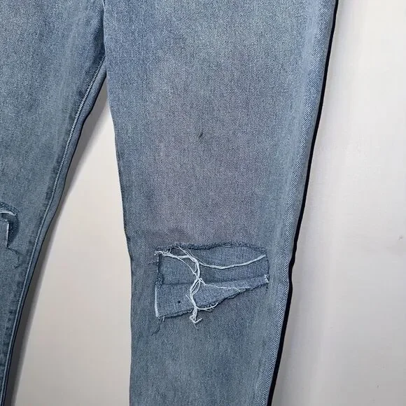 Fashion Nova Women’s Tall Bend The Rules Distressed Jeans Size 9 - Picture 3 of 5